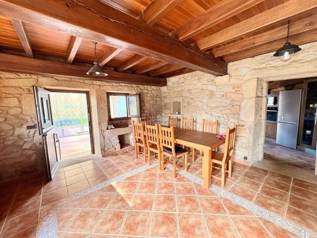 Casa en venta en Noia