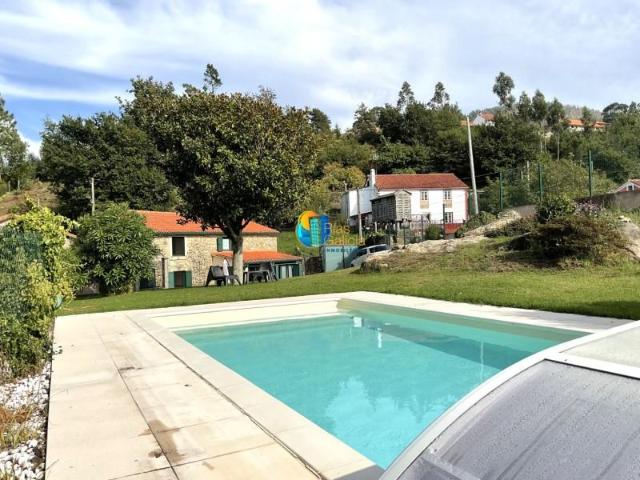 Casa en venta en Noia, Galicia
