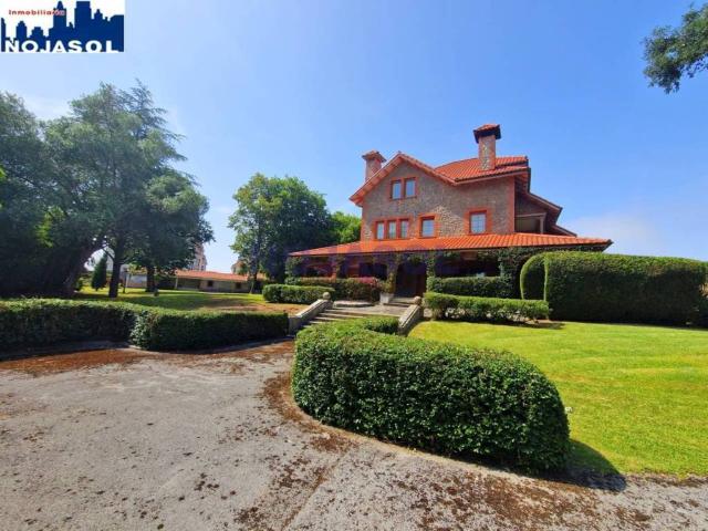 Casa en venta en Noja, Cantabria