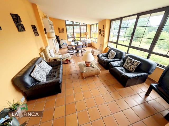 Casa en venta en Noreña, Asturias