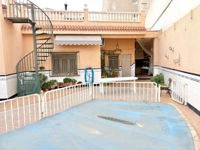 Casa en venta en el Vinalopó Mitjà / El Vinalopó Medio, Valencia