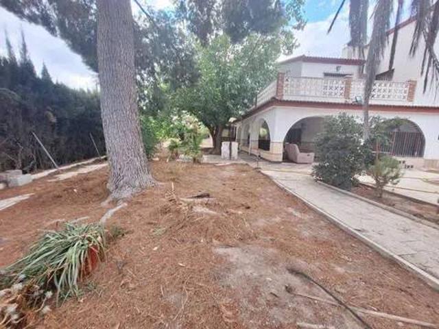 Casa en venta en Barrio de la Estación, el Vinalopó Mitjà / El Vinalopó Medio