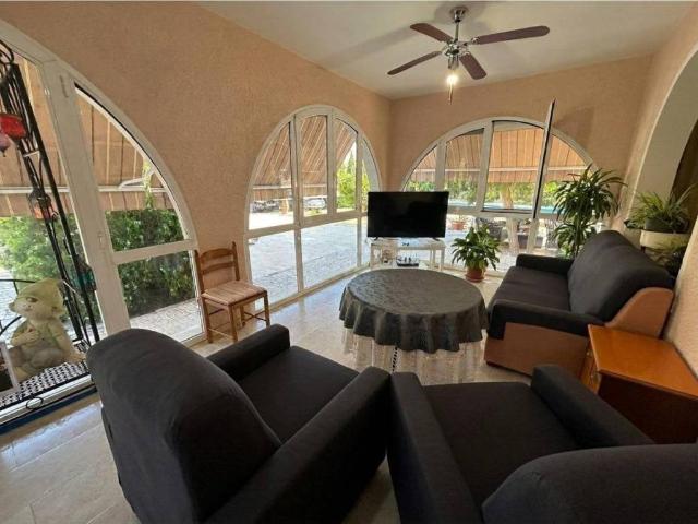 Casa en venta en el Vinalopó Mitjà / El Vinalopó Medio, Valencia