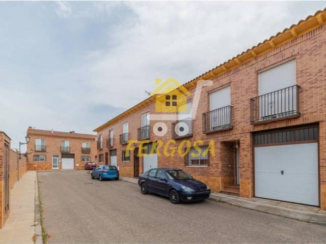 Casa en venta en Novés