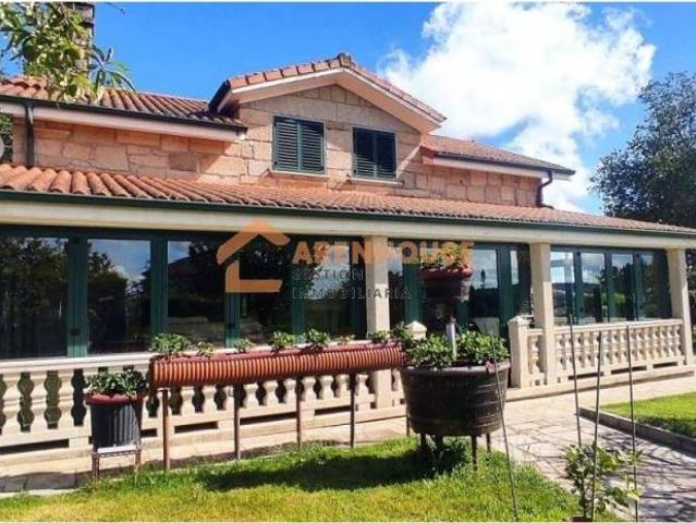 Casa en venta en O Carballiño, Galicia