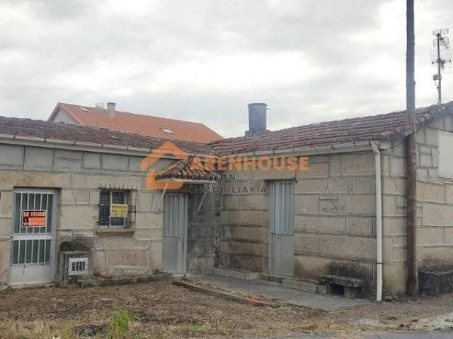 Casa en venta en O Carballiño