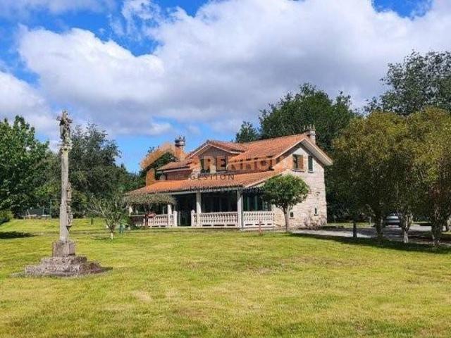 Casa en venta en O Carballiño