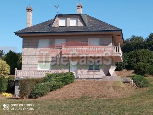 Casa en venta en O Corgo