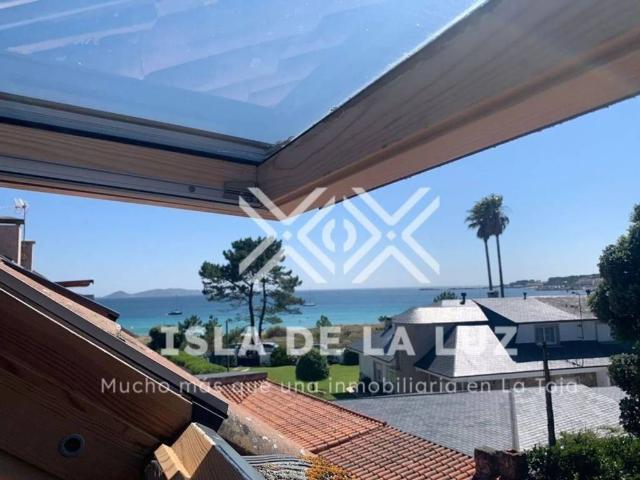 Casa en venta en O Grove, Montemar
