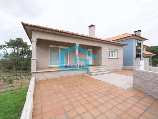 Casa en venta en O Grove, O Cruceiro