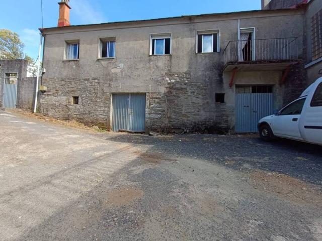Casa en venta en O Irixo