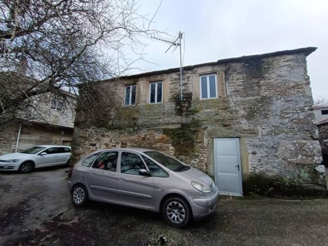Casa en venta en O Irixo