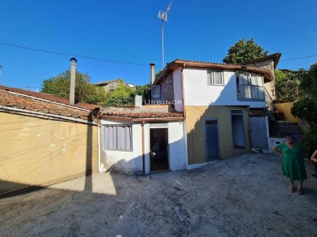 Casa en venta en Ourense, Galicia