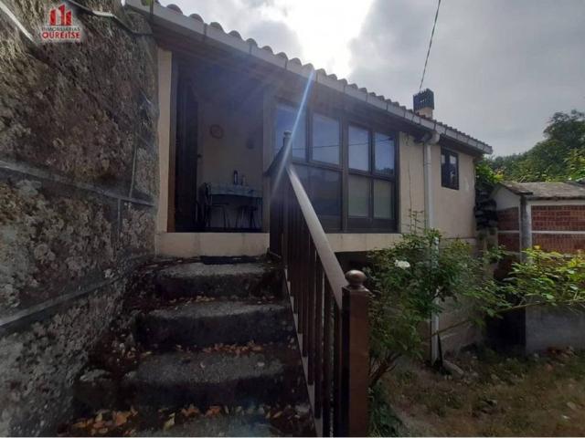 Casa en venta en Ourense, Galicia