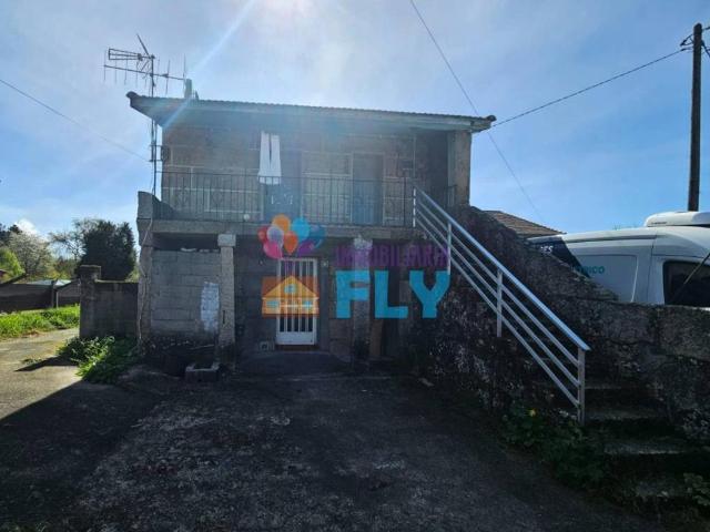 Casa en venta en Ourense, Galicia