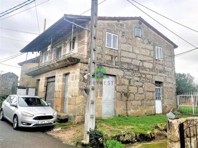 Casa en venta en Ourense, Galicia
