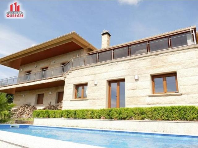 Casa en venta en Ourense, Galicia