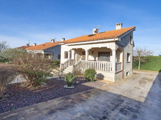 Casa en venta en O Pereiro De Aguiar