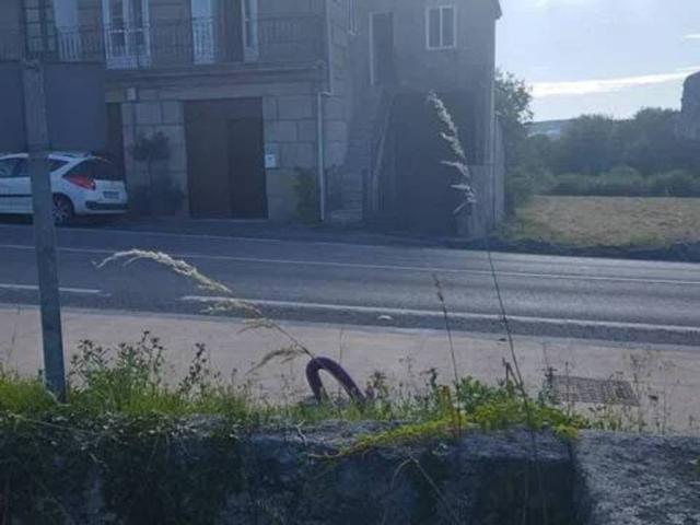 Casa en venta en Ourense, Galicia