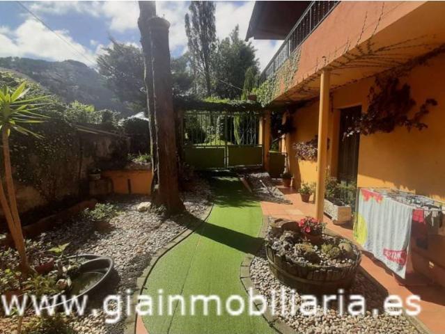 Casa en venta en O Porriño, Pontevedra