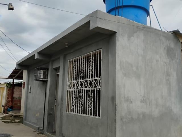 Casa en venta en Santa Rita, Aragua
