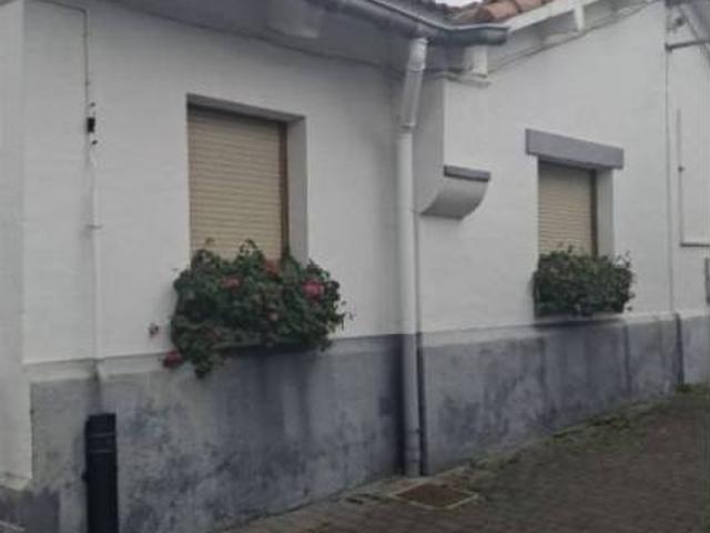 Casa en venta en Sakana, Navarra