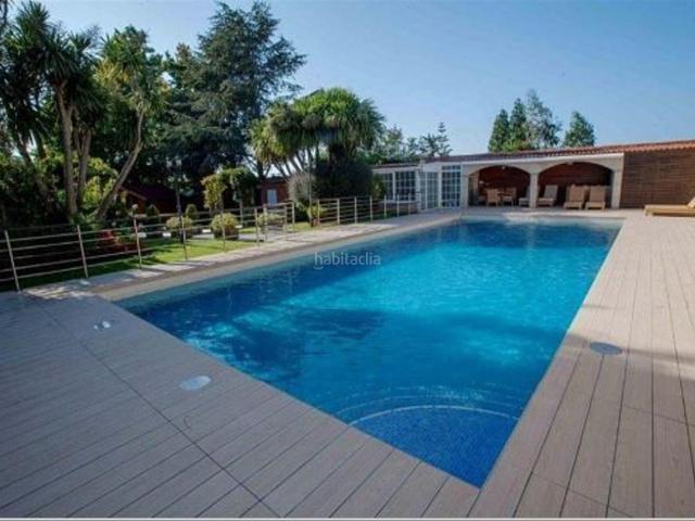 Casa en venta en Oleiros, A Coruña