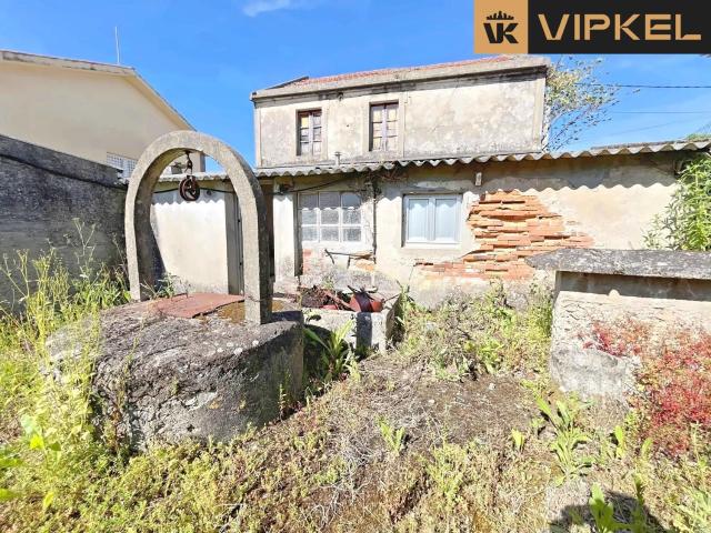 Casa en venta en Oleiros, A Coruña