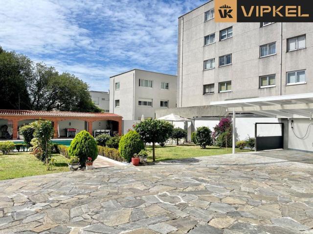 Casa en venta en Oleiros, A Coruña
