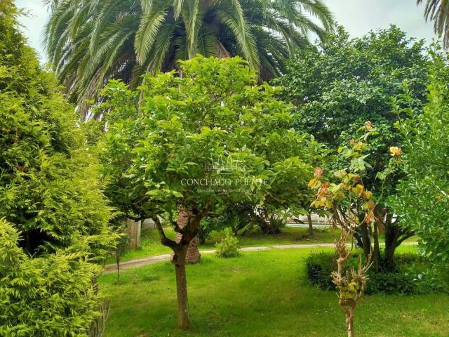 Casa en venta en O Real, Oleiros