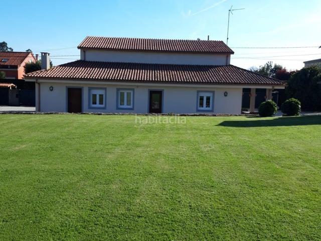 Casa en venta en Oleiros, A Coruña