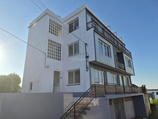 Casa en venta en Oleiros, A Coruña