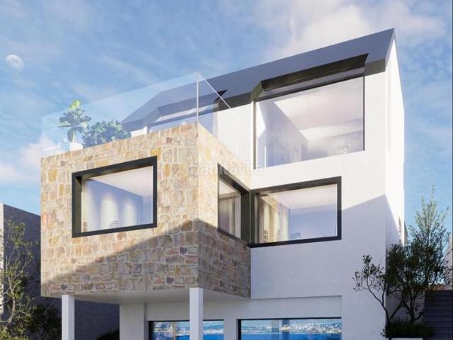 Casa en venta en O Real, Oleiros