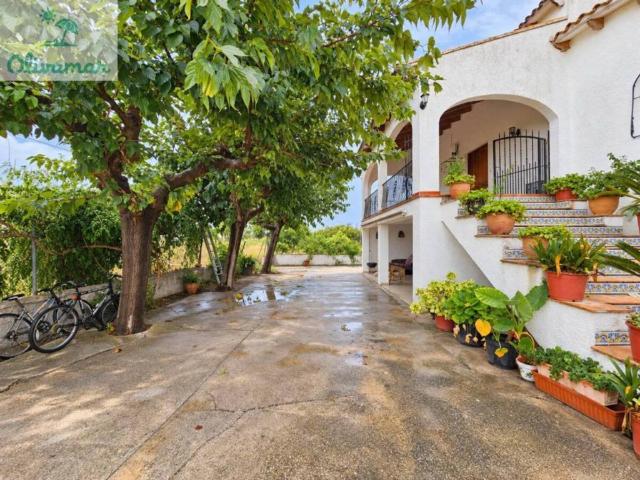 Casa en venta en Oliva, València / Valencia