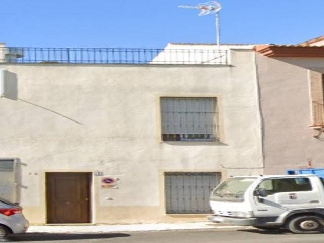 Casa en venta en Olivares, Sevilla