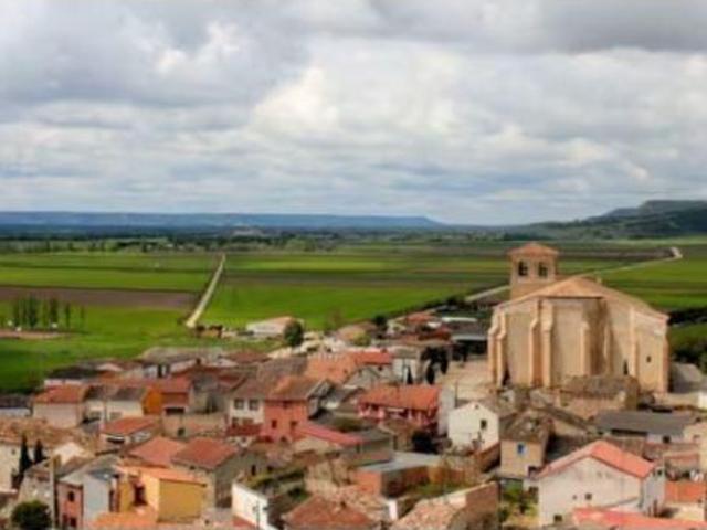 Casa en venta en Olivares de Duero, Valladolid