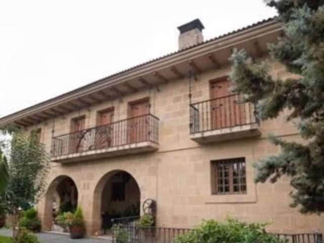 Casa en venta en Ollauri, La Rioja