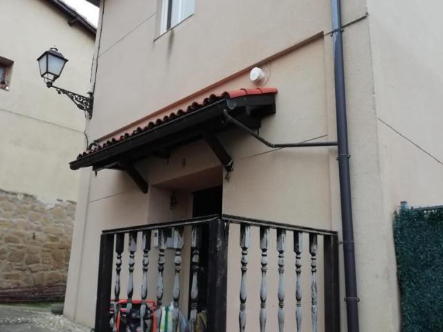 Casa en venta en Ollauri, La Rioja