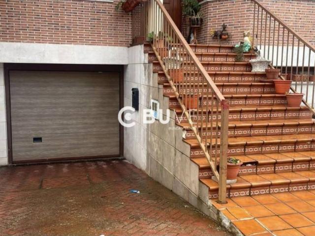 Casa en venta en Olmedo De Camaces, Castilla y León