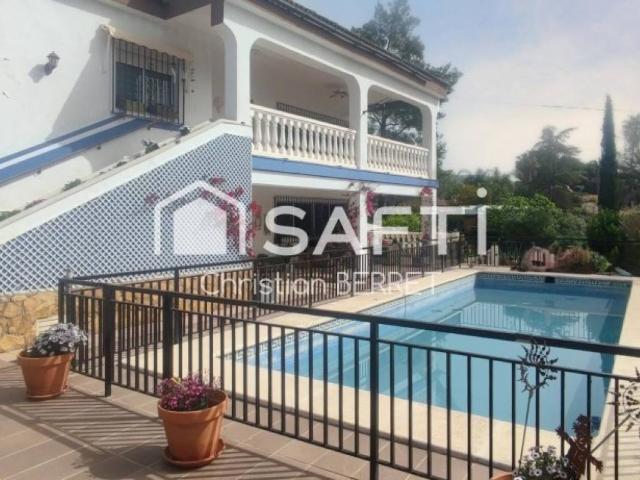 Casa en venta en el Camp de Túria, Valencia