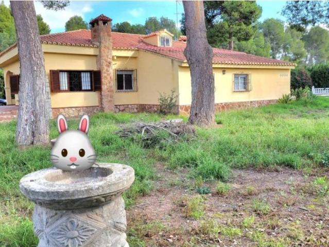 Casa en venta en el Camp de Túria, Valencia