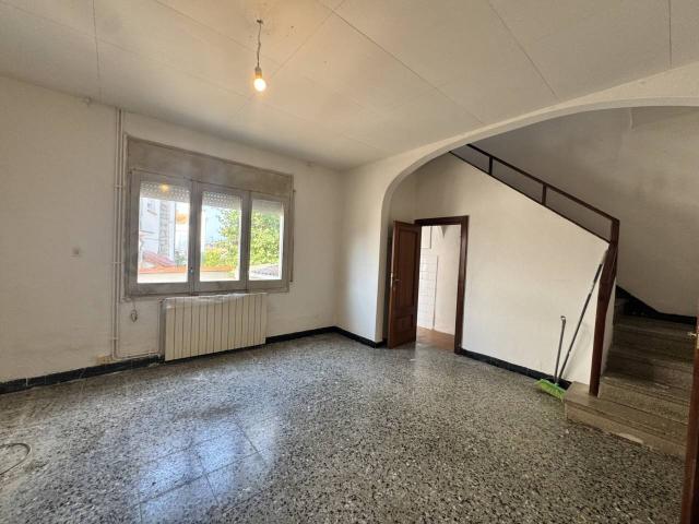 Casa en venta en Olot, Sant Pere Màrtir