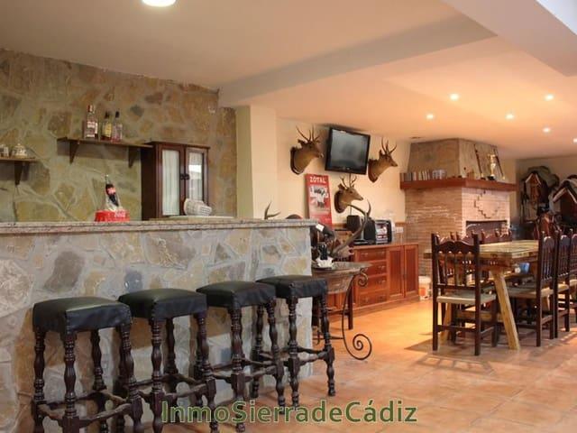 Casa en venta en Sierra de Cádiz, Andalucía