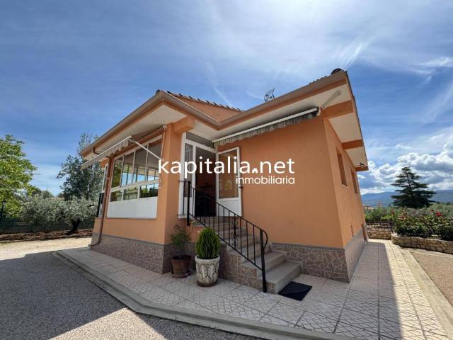 Casa en venta en la Vall d'Albaida, Valencia