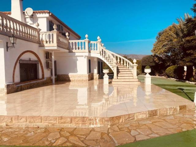 Casa en venta en Ontinyent