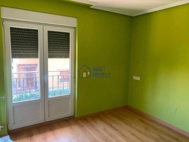 Casa en venta en Onzonilla, Castilla y León