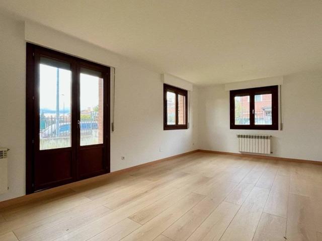 Casa en venta en Orkoien, Navarra