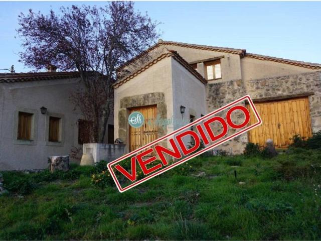 Casa en venta en Orejana