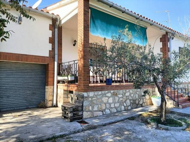 Casa en venta en Orgaz, Castilla-La Mancha