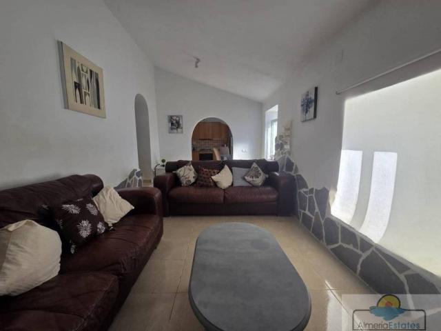 Casa en venta en Oria, Almería